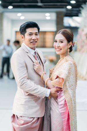 ชุดไทยเจ้าสาว ชุดไทยจักรพรรดิ์ เช่าที่แบมบี้ เวดดิ้ง ห้วยขวาง